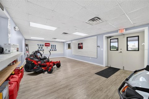 Propiedad comercial en venta en Bronson, Florida, 305.65 m2 № 2410552 - foto 8