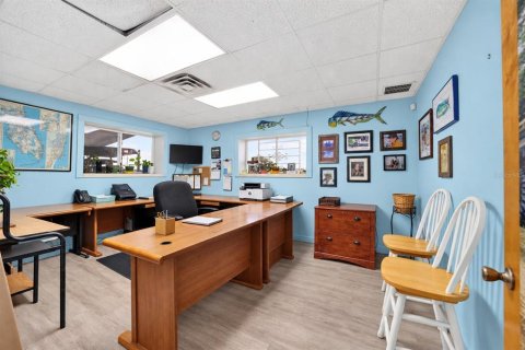 Propiedad comercial en venta en Bronson, Florida, 305.65 m2 № 2410552 - foto 14