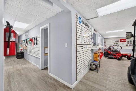 Propiedad comercial en venta en Bronson, Florida, 305.65 m2 № 2410552 - foto 10