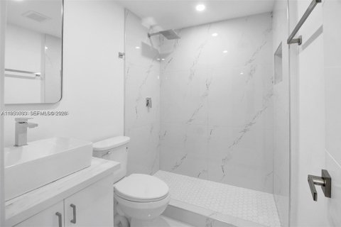 Снять в аренду виллу или дом в Майами, Флорида 3 спальни, 103.12м2, № 2005637 - фото 13