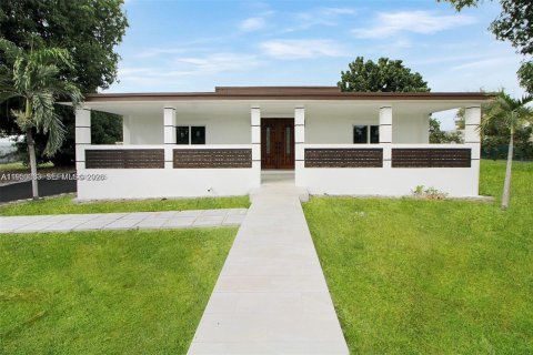 Снять в аренду виллу или дом в Майами, Флорида 3 спальни, 103.12м2, № 2005637 - фото 5