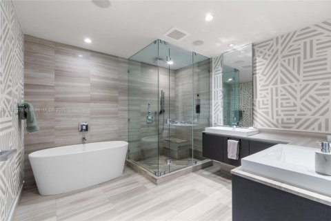 Condominio en venta en Aventura, Florida, 4 dormitorios, 214.33 m2 № 1818146 - foto 27