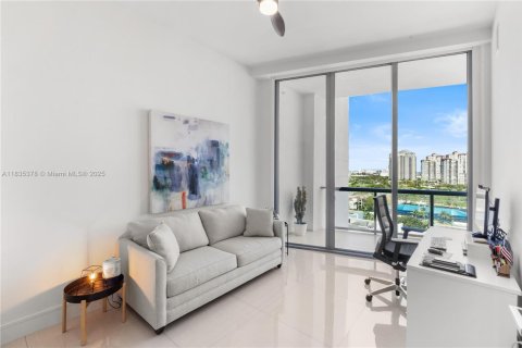 Condominio en venta en Aventura, Florida, 4 dormitorios, 214.33 m2 № 1818146 - foto 2
