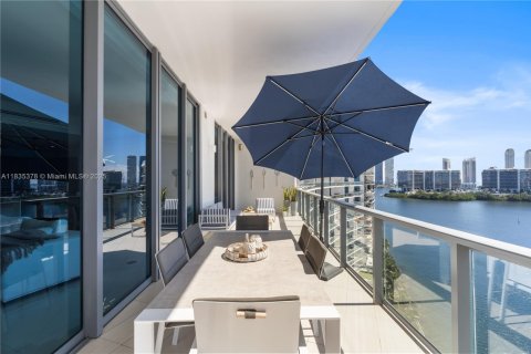 Condominio en venta en Aventura, Florida, 4 dormitorios, 214.33 m2 № 1818146 - foto 16