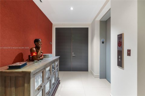 Condominio en venta en Aventura, Florida, 4 dormitorios, 214.33 m2 № 1818146 - foto 17