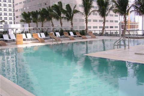 Condo in Miami, Florida, 1 bedroom  № 1683434 - photo 19