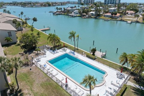 Condominio en venta en Treasure Island, Florida, 1 dormitorio, 72.93 m2 № 2099866 - foto 26