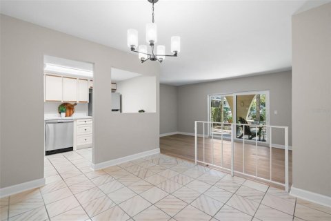 Condominio en venta en Treasure Island, Florida, 1 dormitorio, 72.93 m2 № 2099866 - foto 4