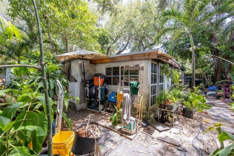 Купить земельный участок в Норт-Майами, Флорида № 2037076 - фото 7