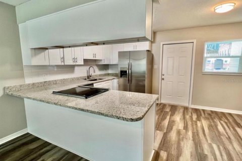 Appartement à louer à Tampa, Floride: 2 chambres, 78.5 m2 № 2419883 - photo 4