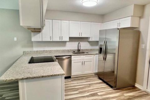Appartement à louer à Tampa, Floride: 2 chambres, 78.5 m2 № 2419883 - photo 5