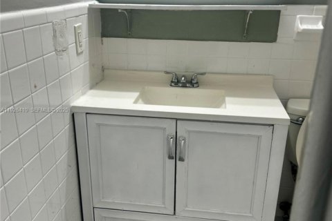 Copropriété à louer à Hollywood, Floride: 1 chambre, 53.33 m2 № 1987255 - photo 9