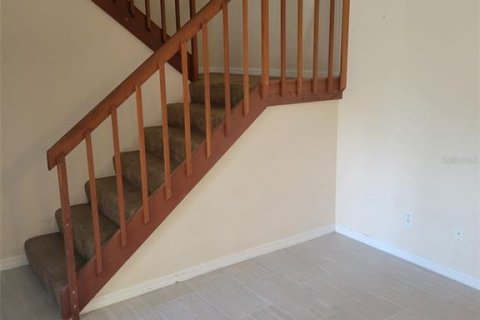 Touwnhouse à louer à Leesburg, Floride: 2 chambres, 119.66 m2 № 2413619 - photo 6
