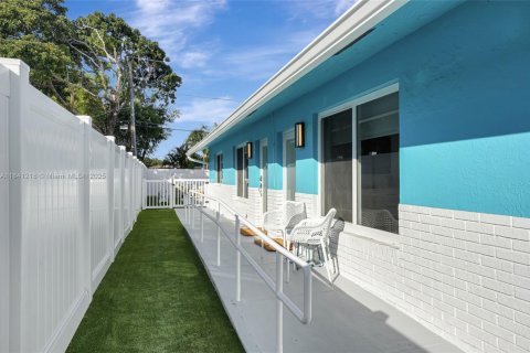 Villa ou maison à louer à Fort Lauderdale, Floride: 2 chambres, 245.26 m2 № 1830332 - photo 20