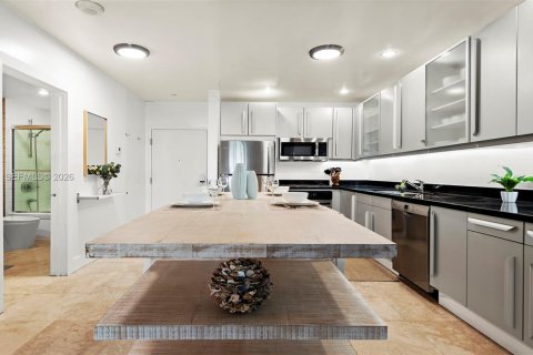 Copropriété à vendre à Miami Beach, Floride: 70.61 m2 № 2089136 - photo 14