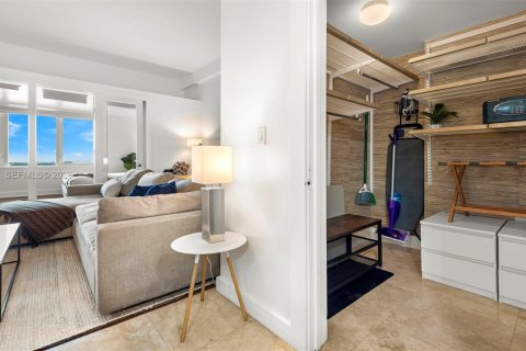 Copropriété à vendre à Miami Beach, Floride: 70.61 m2 № 2089136 - photo 27