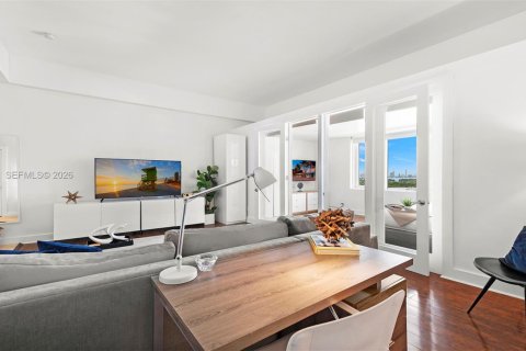 Copropriété à vendre à Miami Beach, Floride: 70.61 m2 № 2089136 - photo 13