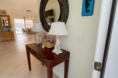 House in Port St. Lucie, Florida 3 bedrooms, 131.55 sq.m. № 2065917 - photo 10