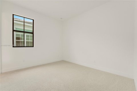 House in Palm Beach Gardens, Florida 5 bedrooms, 297.66 sq.m. № 1809061 - photo 25