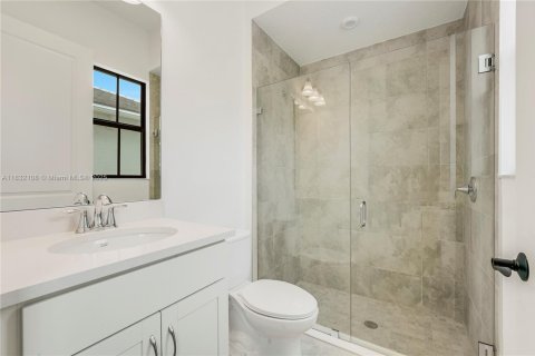 House in Palm Beach Gardens, Florida 5 bedrooms, 297.66 sq.m. № 1809061 - photo 26