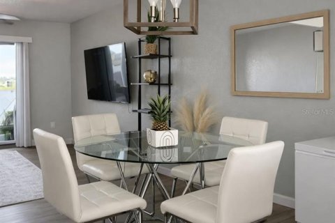 Touwnhouse à louer à Punta Gorda, Floride: 2 chambres, 120.59 m2 № 2387579 - photo 5
