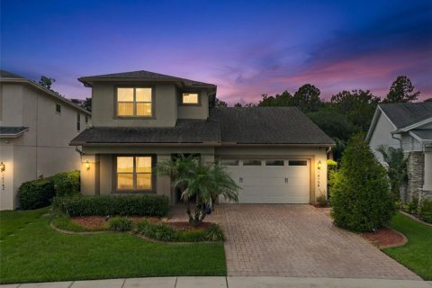 House in Orlando, Florida 4 bedrooms, 317.08 sq.m. № 2287253