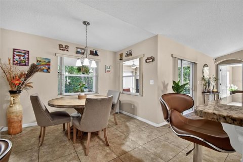 House in Palm Coast, Florida 4 bedrooms, 180.42 sq.m. № 2223264 - photo 28