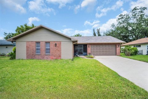 Casa en Palm Harbor, Florida 2 dormitorios, 141.12 m2 № 1773014