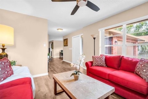 Casa en venta en Palm Harbor, Florida, 2 dormitorios, 141.12 m2 № 1773014 - foto 7