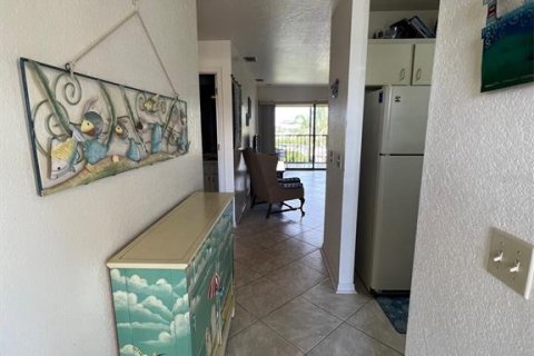 Copropriété à louer à Punta Gorda, Floride: 2 chambres, 76.74 m2 № 2213327 - photo 4