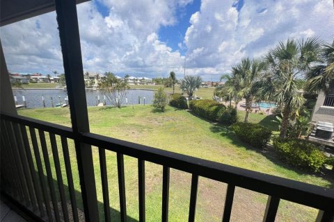 Copropriété à louer à Punta Gorda, Floride: 2 chambres, 76.74 m2 № 2213327 - photo 17