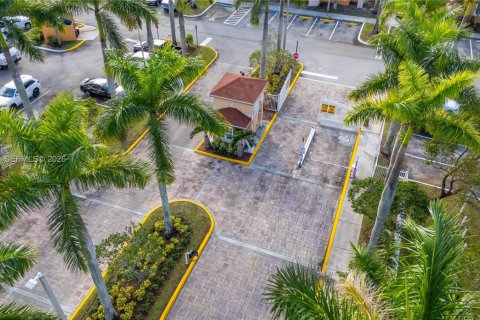 Купить кондоминиум в Дейви, Флорида 2 спальни, 89.46м2, № 2004199 - фото 21