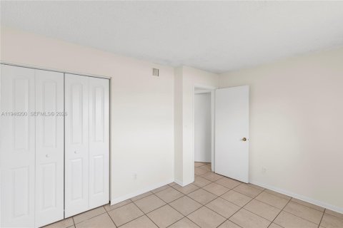 Купить кондоминиум в Дейви, Флорида 2 спальни, 89.46м2, № 2004199 - фото 16