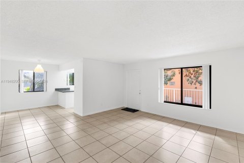 Купить кондоминиум в Дейви, Флорида 2 спальни, 89.46м2, № 2004199 - фото 6