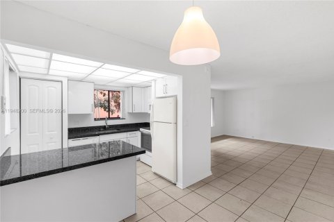 Купить кондоминиум в Дейви, Флорида 2 спальни, 89.46м2, № 2004199 - фото 8