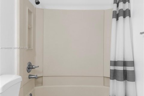 Купить кондоминиум в Дейви, Флорида 2 спальни, 89.46м2, № 2004199 - фото 11