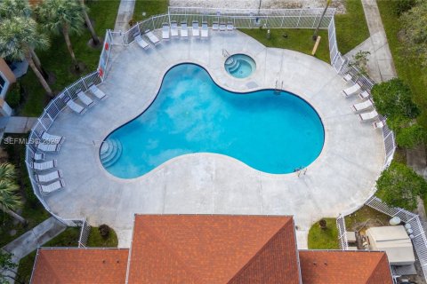 Купить кондоминиум в Дейви, Флорида 2 спальни, 89.46м2, № 2004199 - фото 22