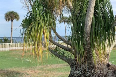 Villa ou maison à louer à St. Lucie, Floride: 3 chambres, 306.39 m2 № 1962261 - photo 10