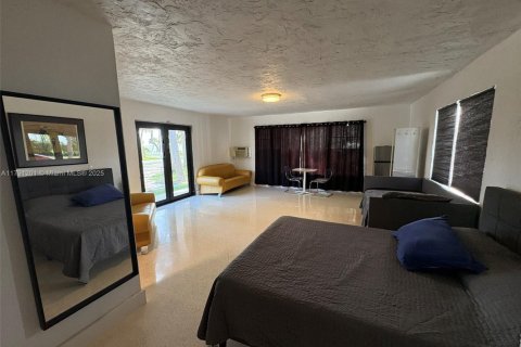 Villa ou maison à louer à St. Lucie, Floride: 3 chambres, 306.39 m2 № 1962261 - photo 30