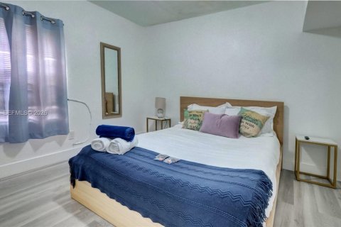 Casa en venta en Miami, Florida, 4 dormitorios, 130.06 m2 № 2030531 - foto 26