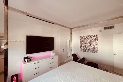 Copropriété à vendre à Miami Beach, Floride: 1 chambre, 76.18 m2 № 2012596 - photo 6