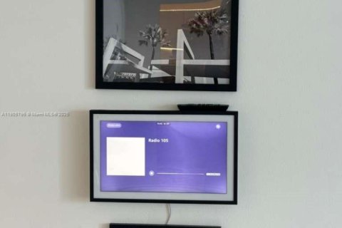 Copropriété à vendre à Miami Beach, Floride: 1 chambre, 76.18 m2 № 2012596 - photo 4