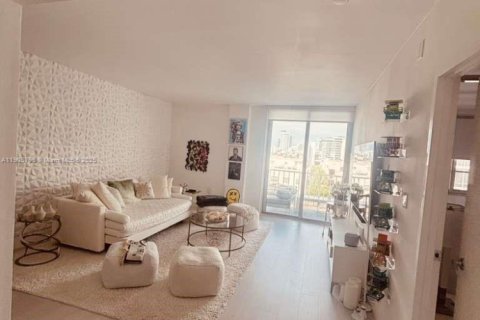 Copropriété à vendre à Miami Beach, Floride: 1 chambre, 76.18 m2 № 2012596 - photo 9