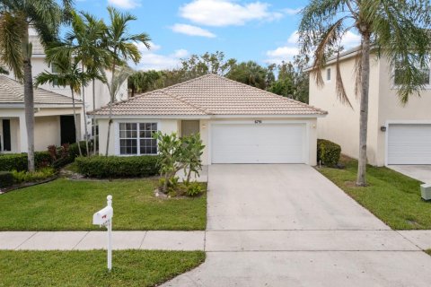 House in Lake Worth, Florida 3 bedrooms, 152.82 sq.m. № 2400014