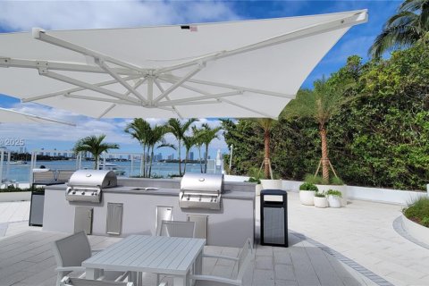 Copropriété à vendre à Miami Beach, Floride: 72.09 m2 № 1934984 - photo 18