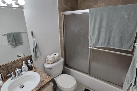 Copropriété à vendre à Miami Beach, Floride: 72.09 m2 № 1934984 - photo 13