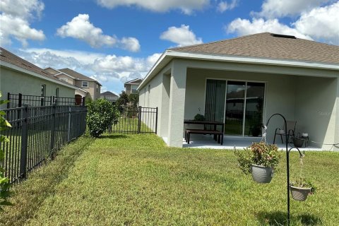 House in Davenport, Florida 4 bedrooms, 188.31 sq.m. № 1343529 - photo 28