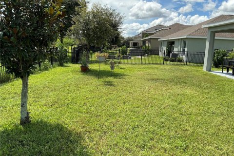 House in Davenport, Florida 4 bedrooms, 188.31 sq.m. № 1343529 - photo 30