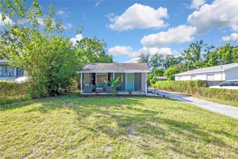 House in Tampa, Florida 3 bedrooms, 95.88 sq.m. № 2409005 - photo 27