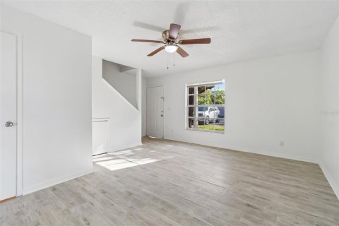 Copropriété à vendre à Tampa, Floride: 3 chambres, 127.09 m2 № 2155666 - photo 16